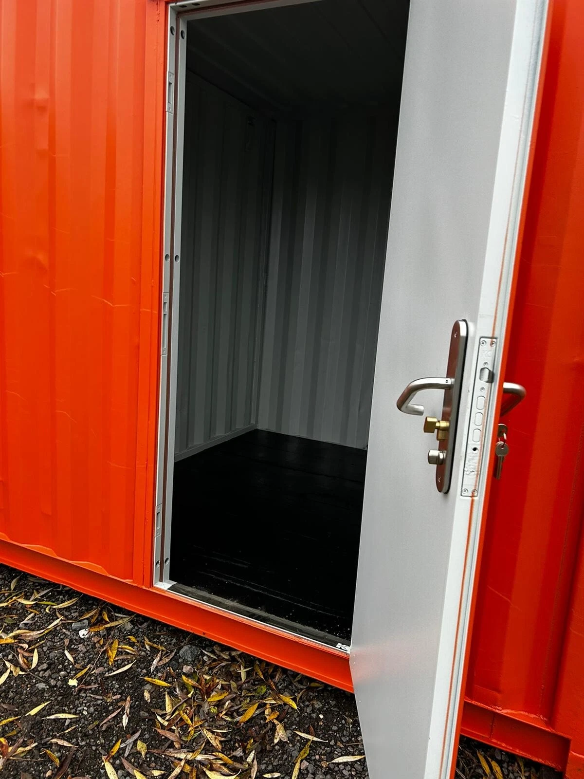 40ft x 8ft shipping container Multistore - Image 3